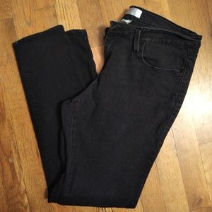 Black skinny jeans